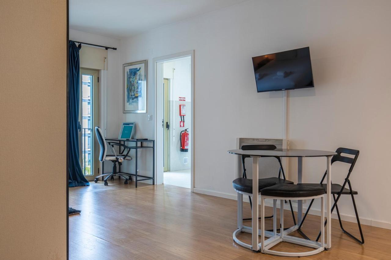Bright & Comfy Flat In Lisbon By Lovelystay Exterior photo